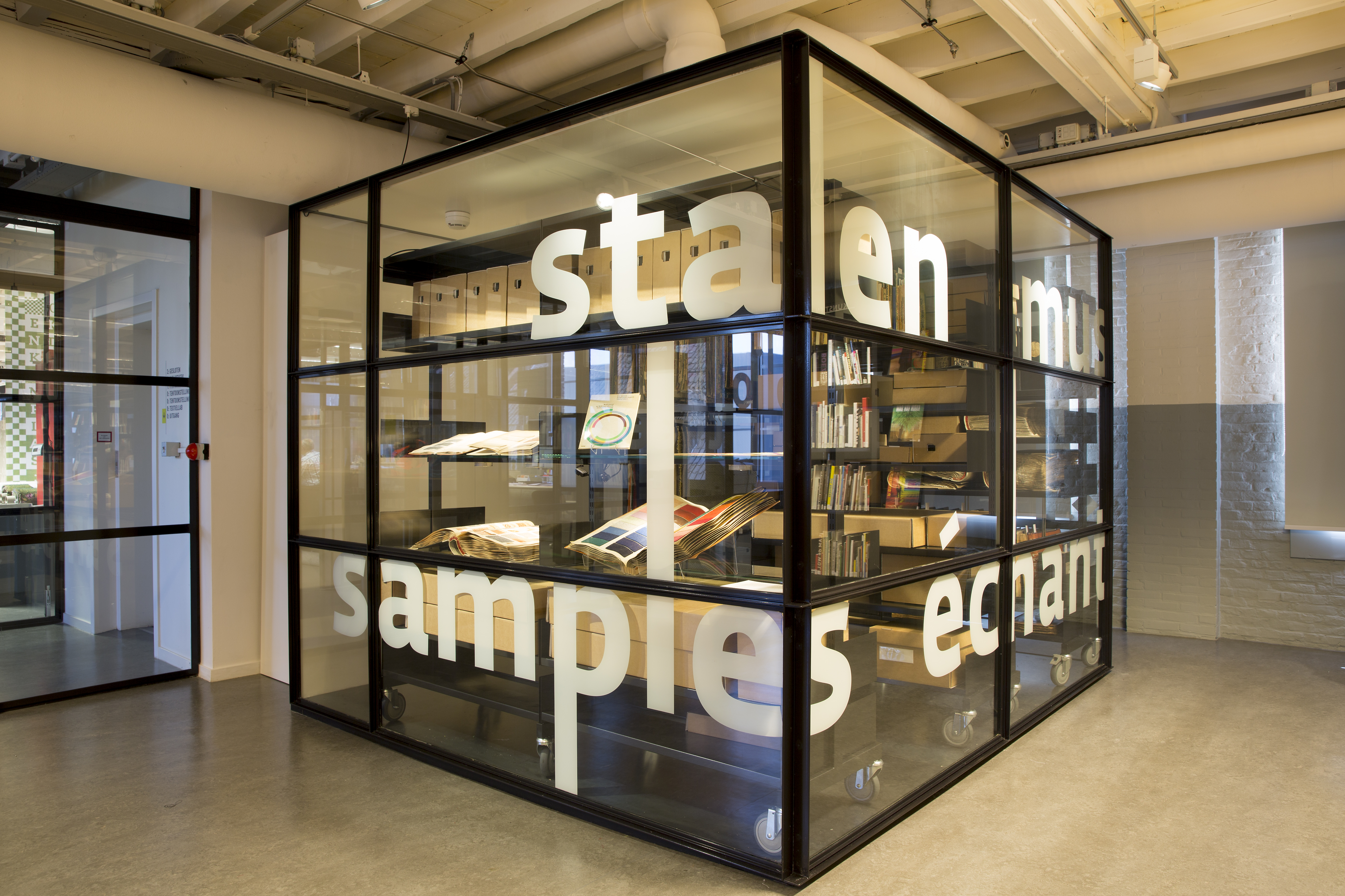 Photo Tommy de Lange i.o.v. TextielMuseum-2013-008-047.jpg